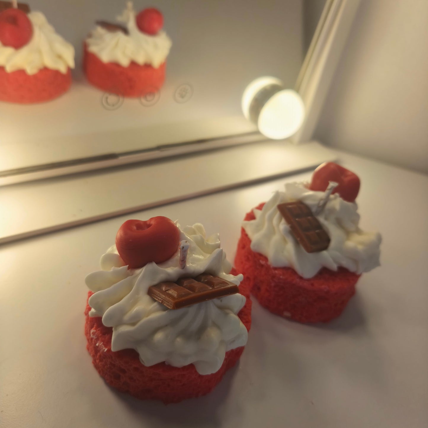 Vela Bolo de Cereja e Chocolate